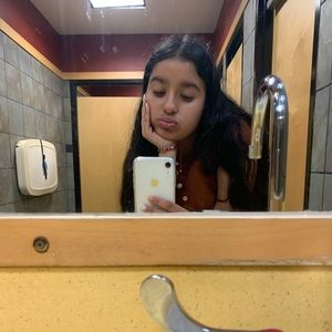 Meet your Posher, Karla